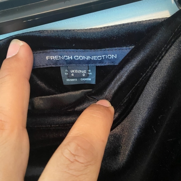 French Connection velvet skrit - Picture 3 of 3